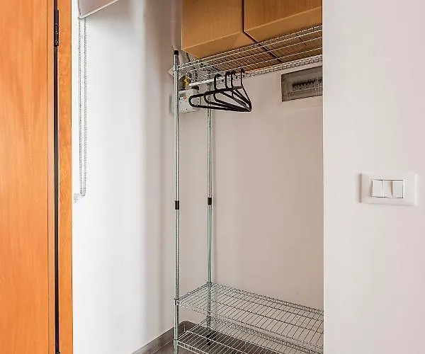 A Piazza Dell'unita By Wonderful Italy *